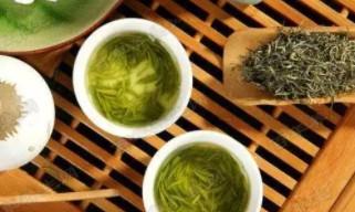 长期喝绿茶有什么好处和坏处（饭后喝绿茶有什么好处和坏处）