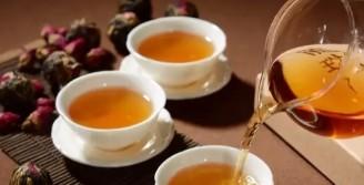 普洱茶的功效与作用:女性喝普洱茶的好处（什么茶女人长期喝最好）