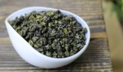 洞庭碧螺春适合使用下投法投茶（各种茶叶投茶量口诀）