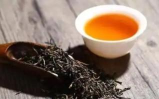 绿茶的功效与作用红茶的功效（红茶宫寒的人可以喝吗）